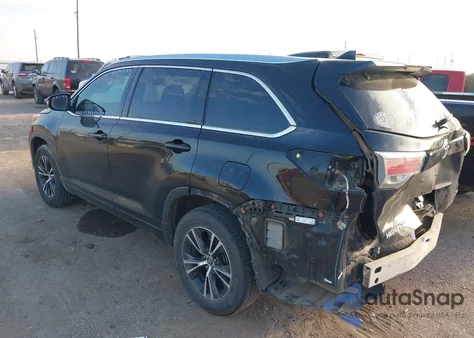 2016 Toyota Highlander Xle z USA, uszkodzony, nr VIN 5TDKKRFH9GS505949